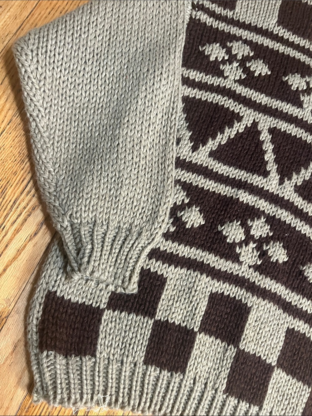 Vintage Hand Knit Acrylic Chunky Knit Sweater - Picture 3 of 6